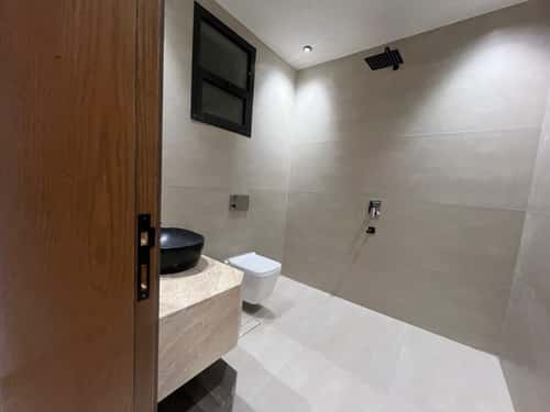 3 bedroom floor in Okaz 4