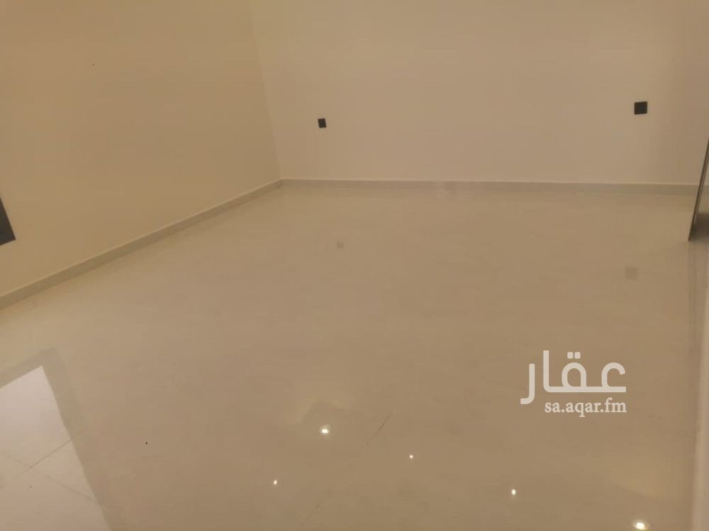 5 bedroom villa in Dhahrat Laban, Riyadh 8