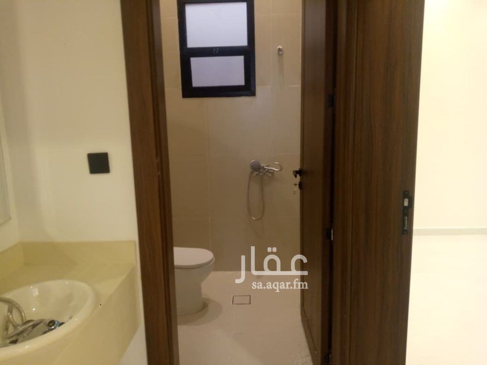 5 bedroom villa in Dhahrat Laban, Riyadh 19