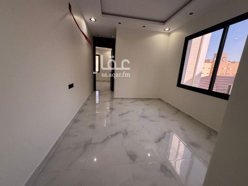 5 bedroom villa in Dhahrat Laban, Riyadh 15