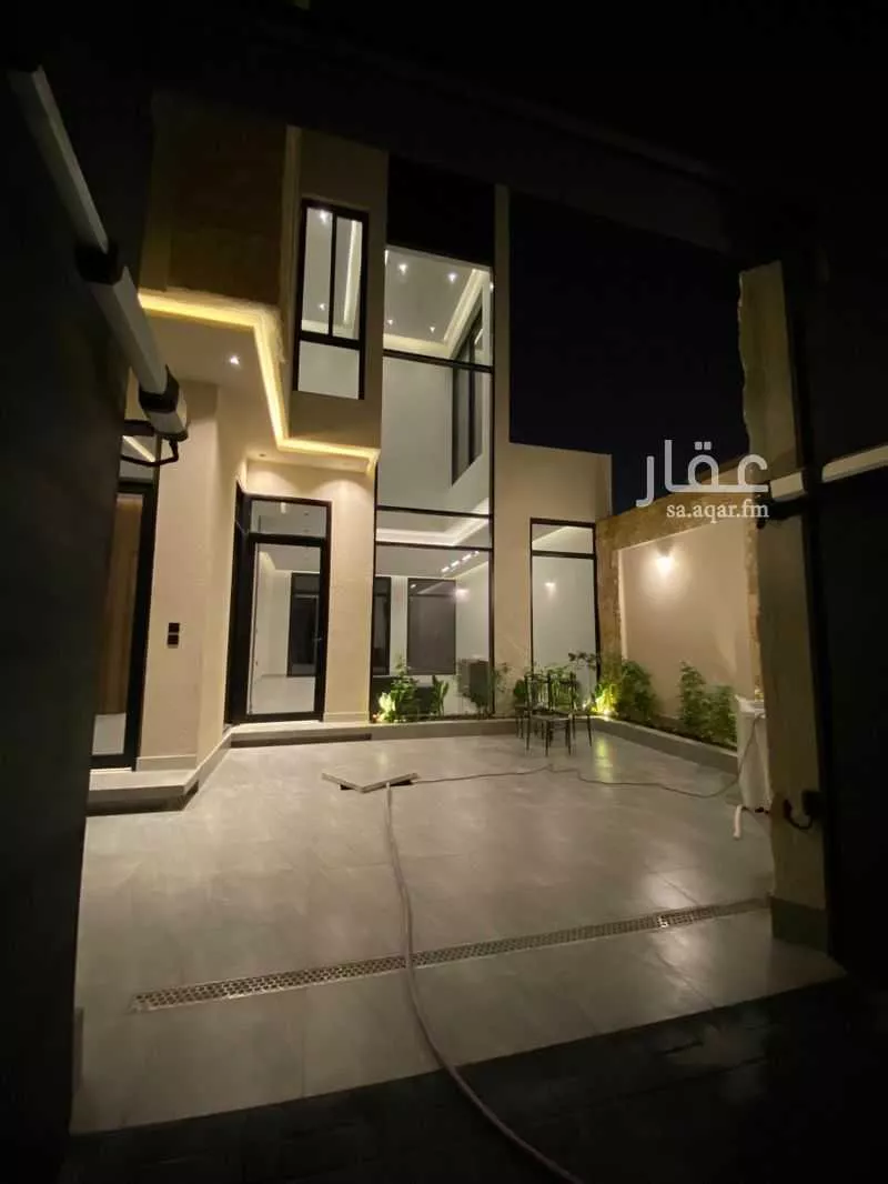 5 bedroom villa in Al Narjis 6