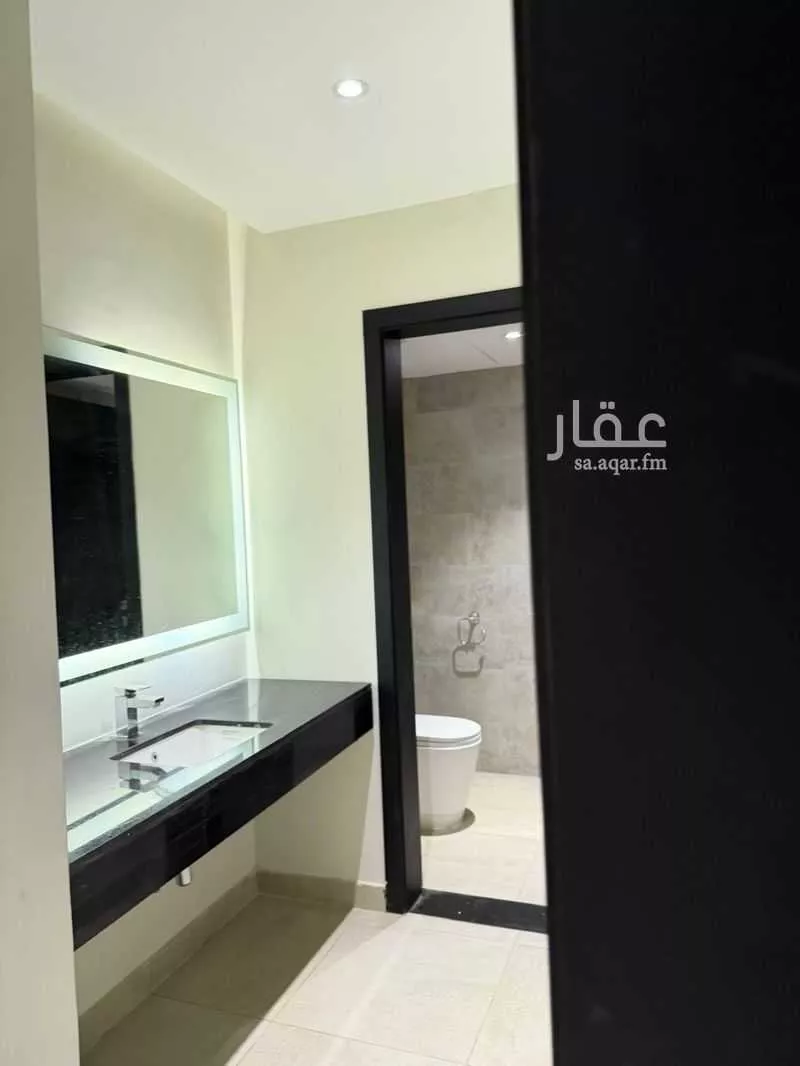 فيلا 5 غرف في عكاظ 14