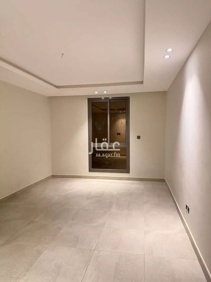 فيلا 5 غرف في عكاظ 15