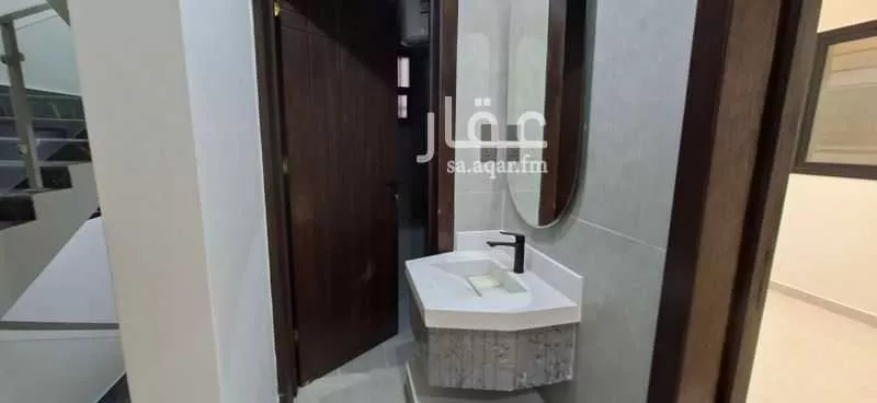 فيلا 5 غرف في العريجاء الوسطى 7