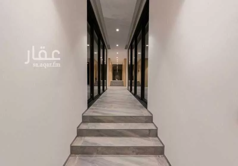 4 bedroom villa in Al Qairawan 8
