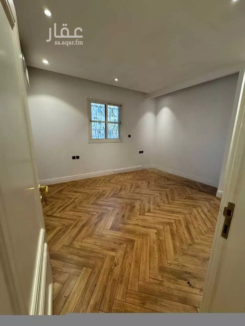 3 bedroom apartment in Al Malqa 4