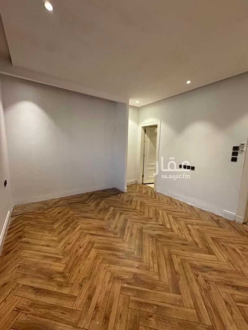 3 bedroom apartment in Al Malqa 6