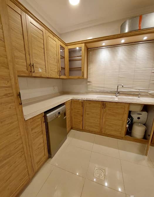 4 bedroom apartment in Hajar, Eastern Province 8