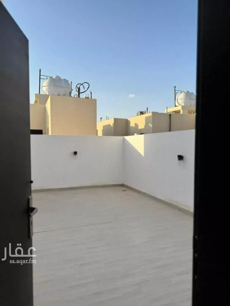 فيلا 4 غرف في النرجس 13