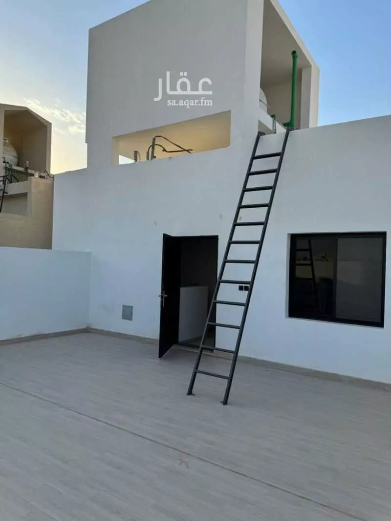 فيلا 4 غرف في النرجس 18