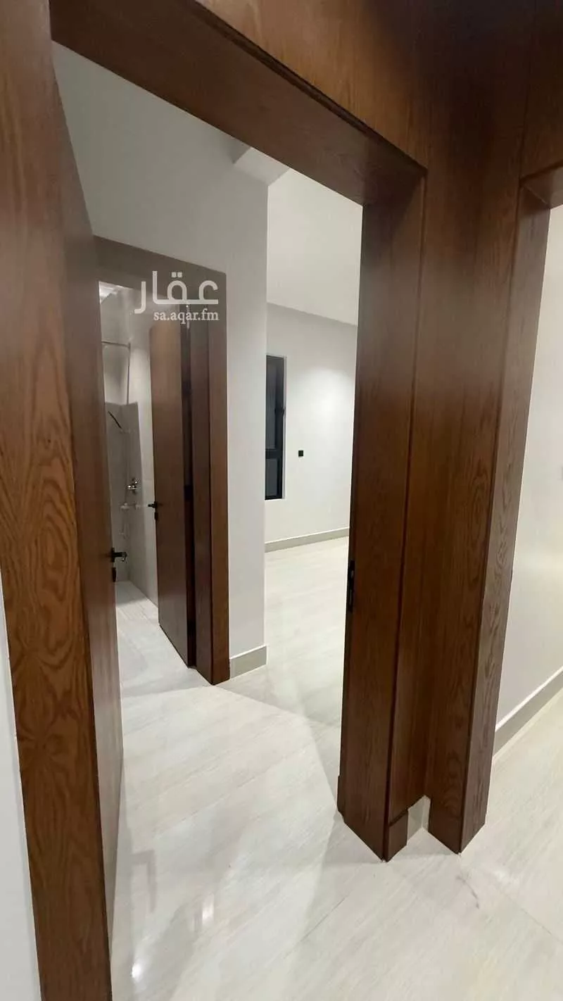 فيلا 5 غرف في الملك فيصل 17