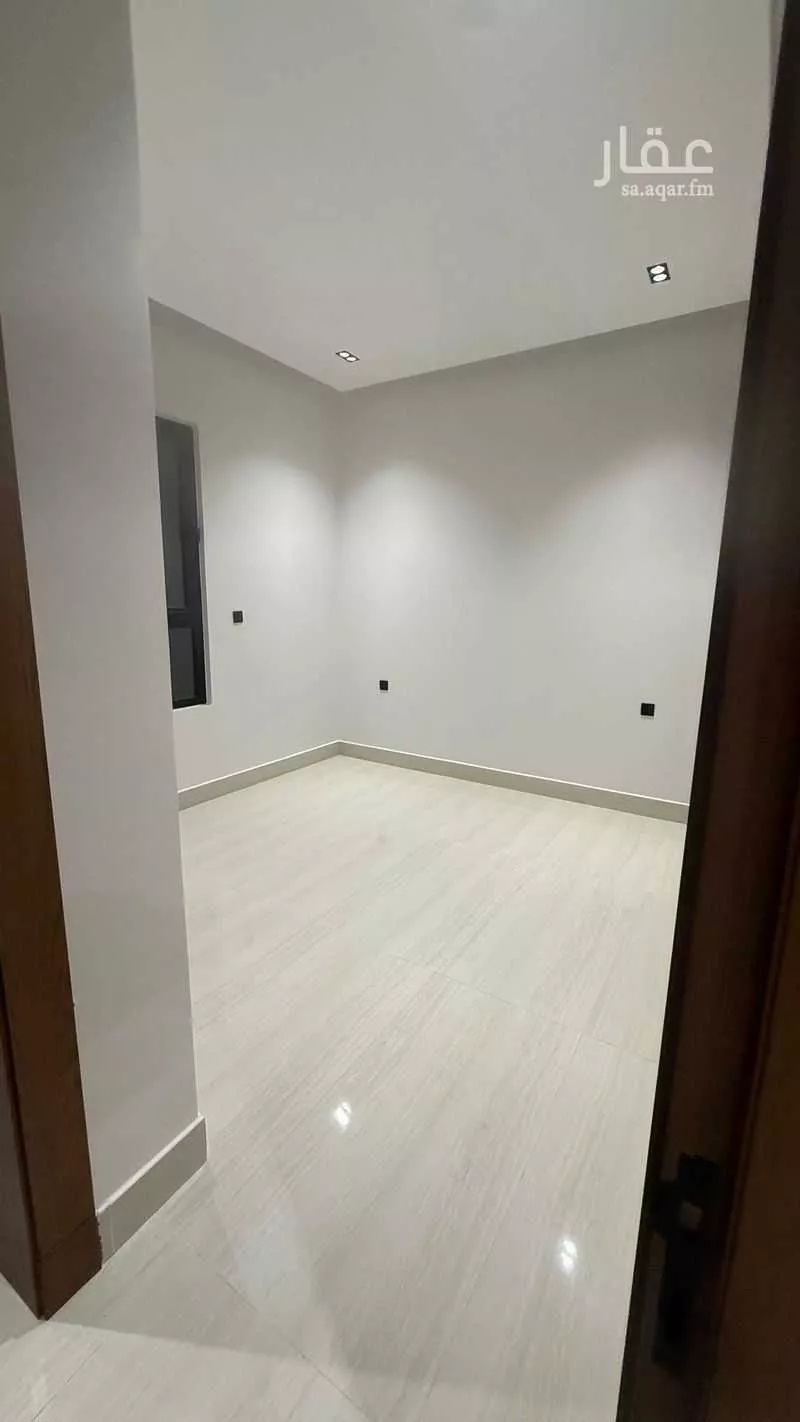 فيلا 5 غرف في الملك فيصل 26