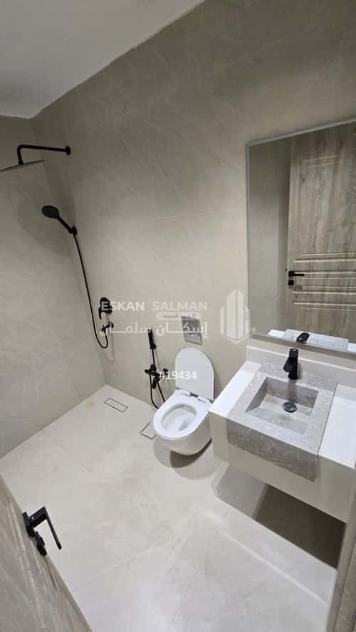 7 bedroom apartment in Al Khaleej 5