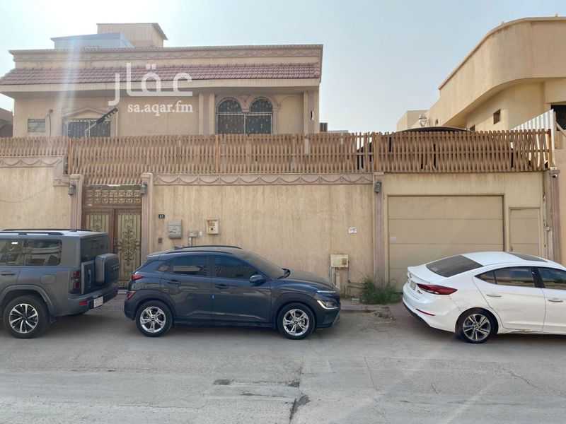 4 bedroom villa in King Fahd, Riyadh 6
