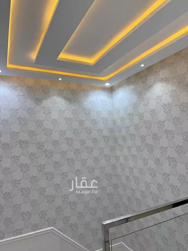 فيلا 6 غرف في العارض 11
