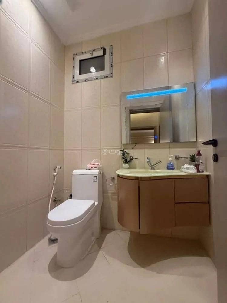 5 bedroom villa in Al Fardus, Jeddah 12