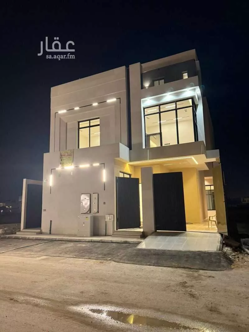 5 bedroom villa in Al Rimal 2