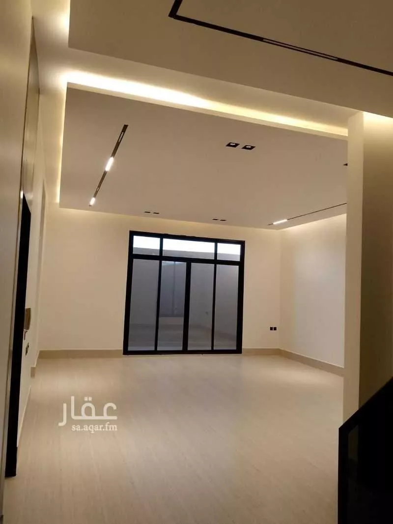 5 bedroom villa in Al Rimal 3