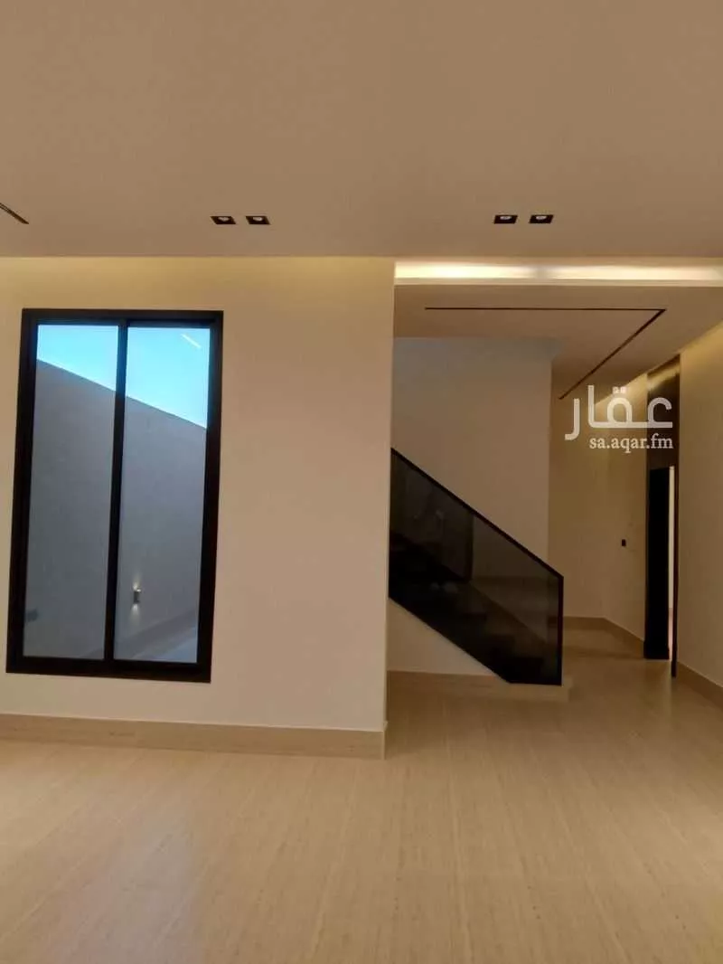 5 bedroom villa in Al Rimal 7