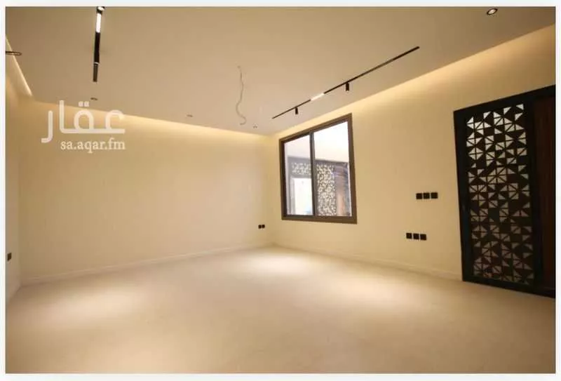 7 bedroom villa in Al Zahra 4