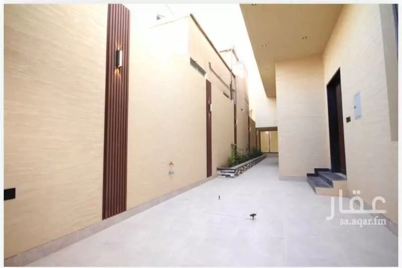 7 bedroom villa in Al Zahra 8