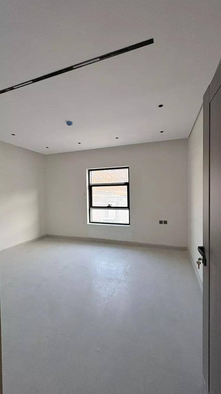 3 bedroom apartment in Al Jamawat, Madinah 2