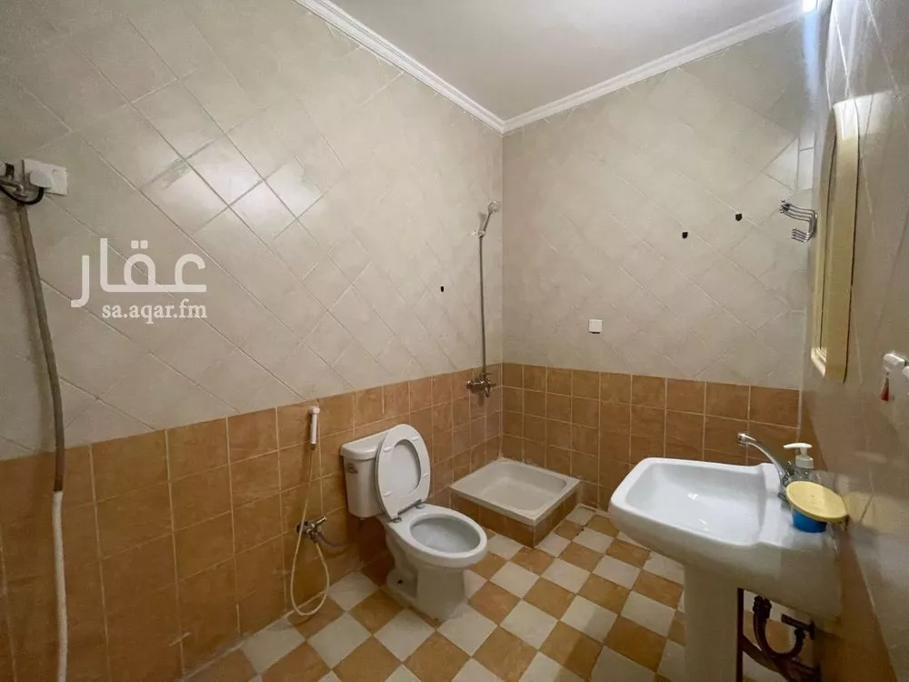 5 bedroom building in Al Aziziyah, Makkah 21