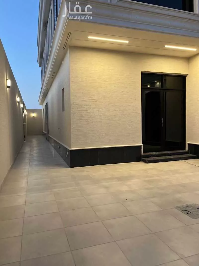 5 bedroom villa in Al Rimal 5