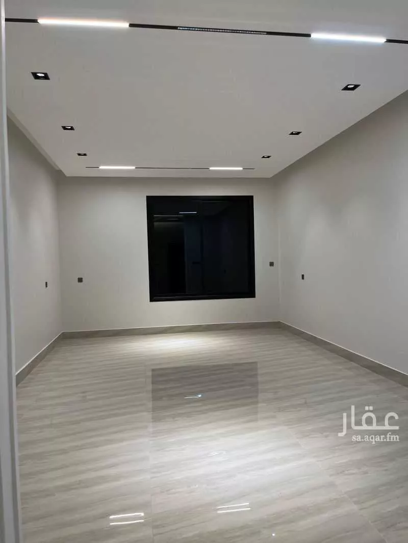 5 bedroom villa in Al Rimal 9