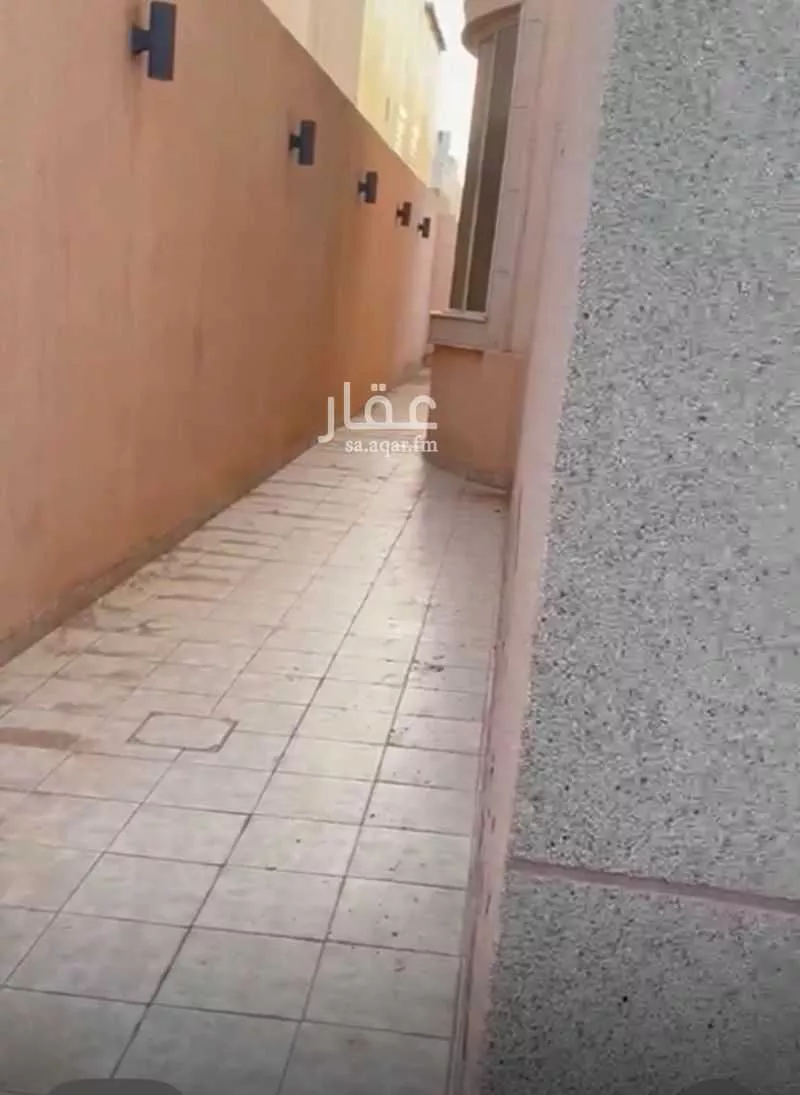 8 bedroom villa in King Abdul Aziz 7