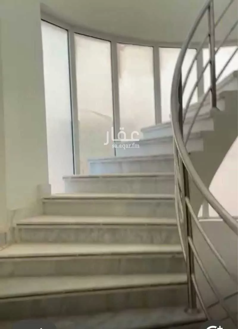 8 bedroom villa in King Abdul Aziz 8