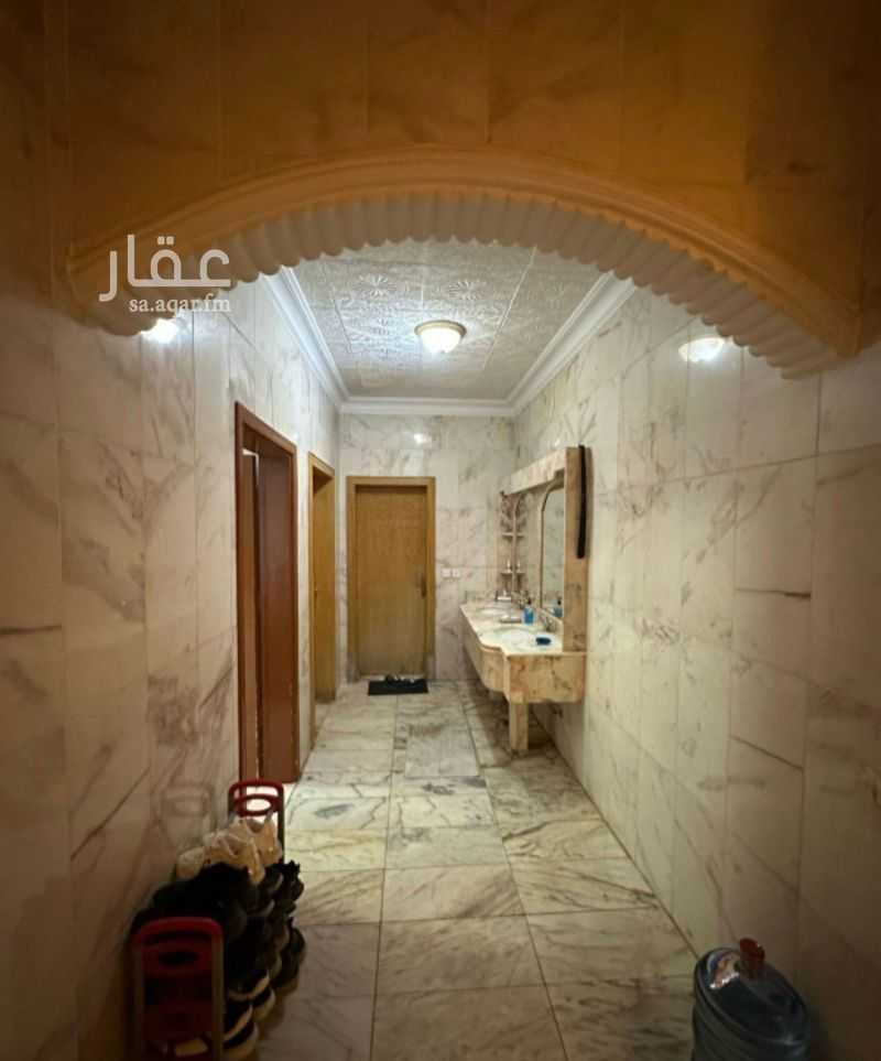 6 bedroom villa in Al Rawdah, Riyadh 11