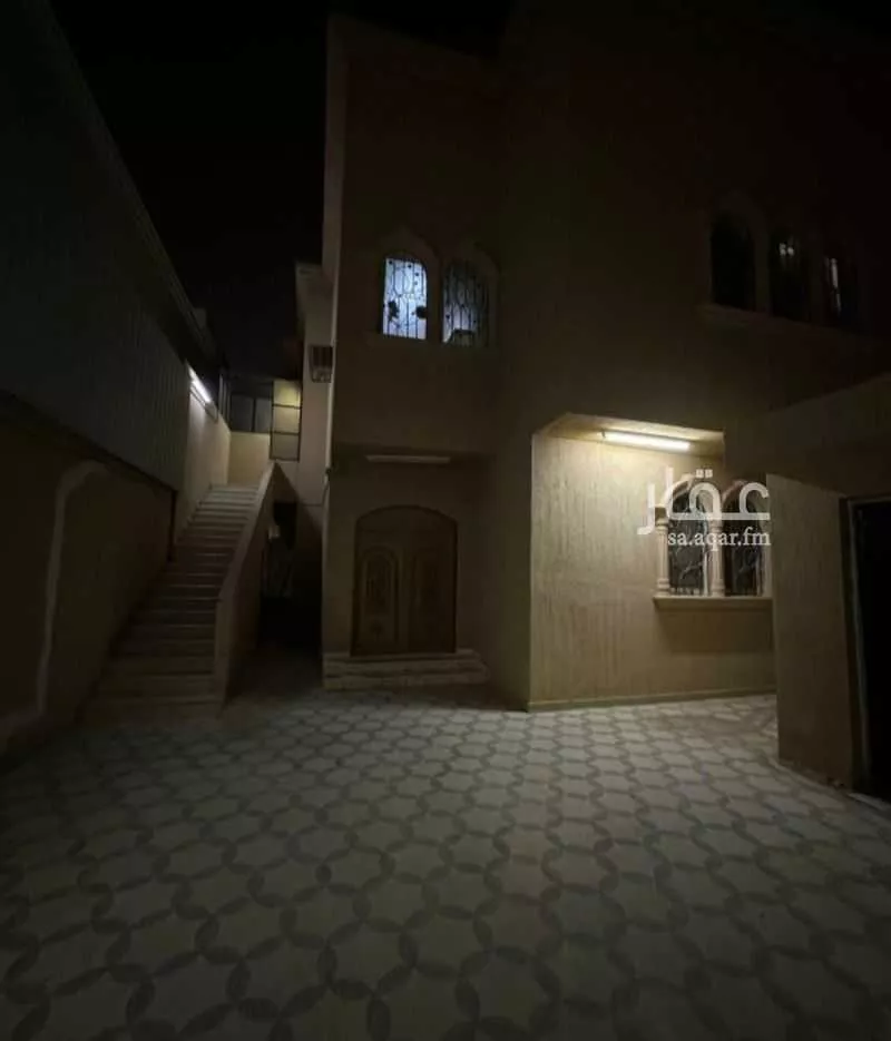6 bedroom villa in Al Rawdah 12
