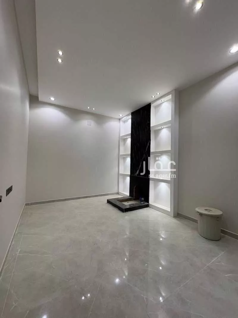 9 bedroom villa in Al Janadriyah 3