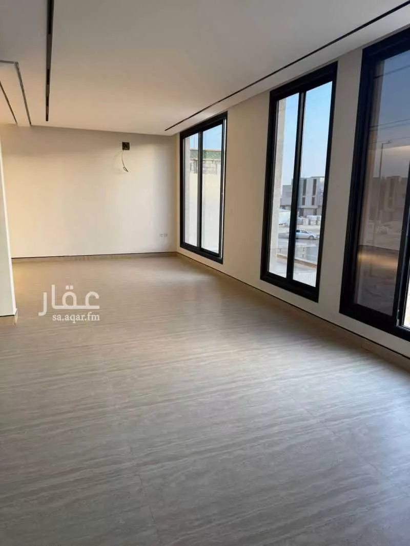 5 bedroom villa in Ash Sharq 5