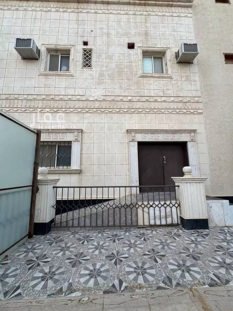 فيلا 12 غرف في طويق 9