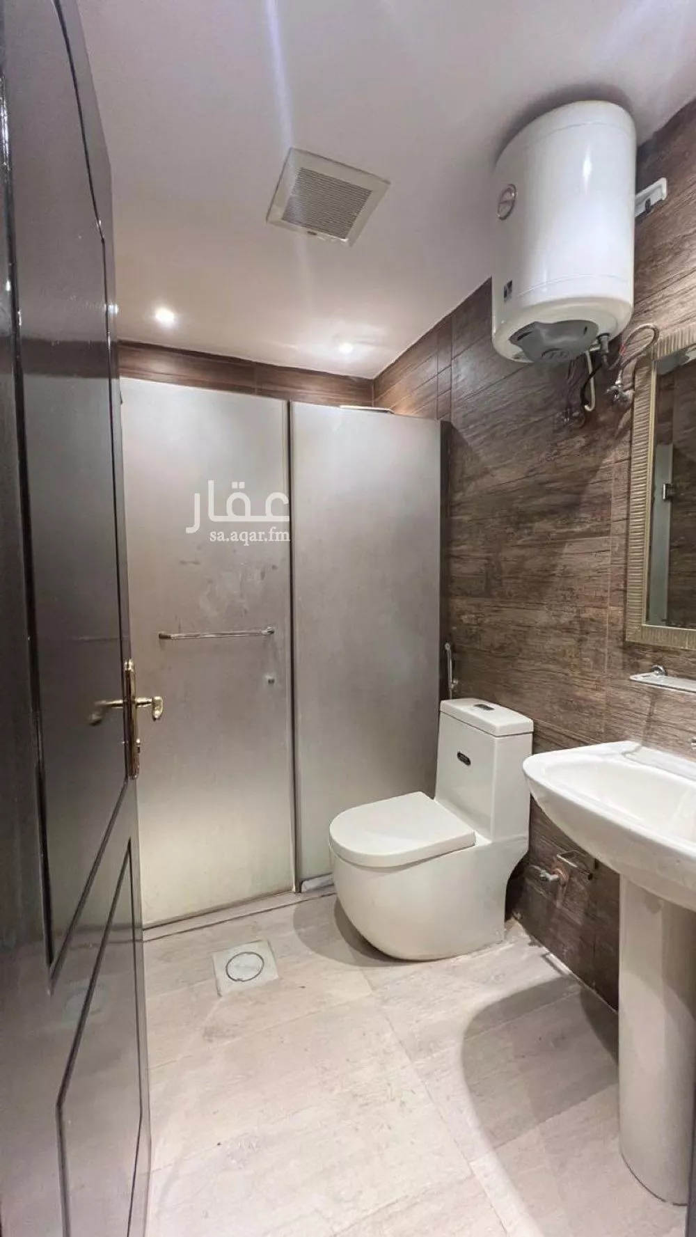 1 bedroom apartment in Dhahrat Laban 3