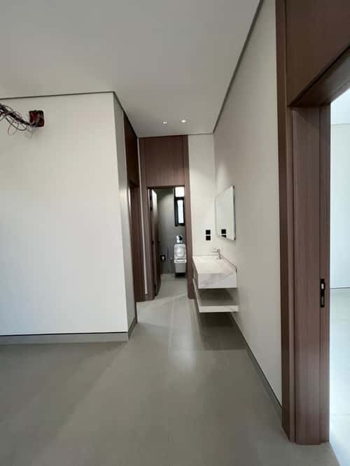 6 bedroom villa in Al Mahdiyyah 3