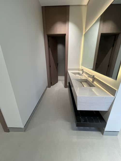 6 bedroom villa in Al Mahdiyyah 5