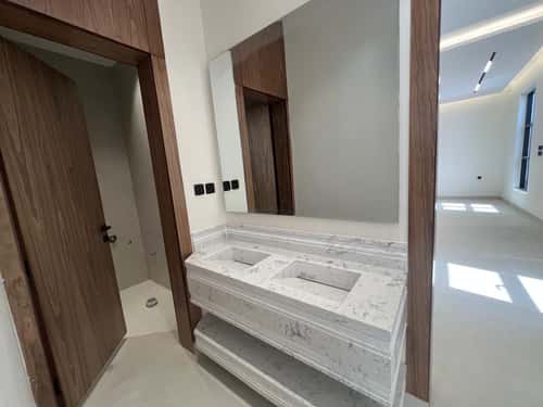 5 bedroom floor in Al Wisam 6