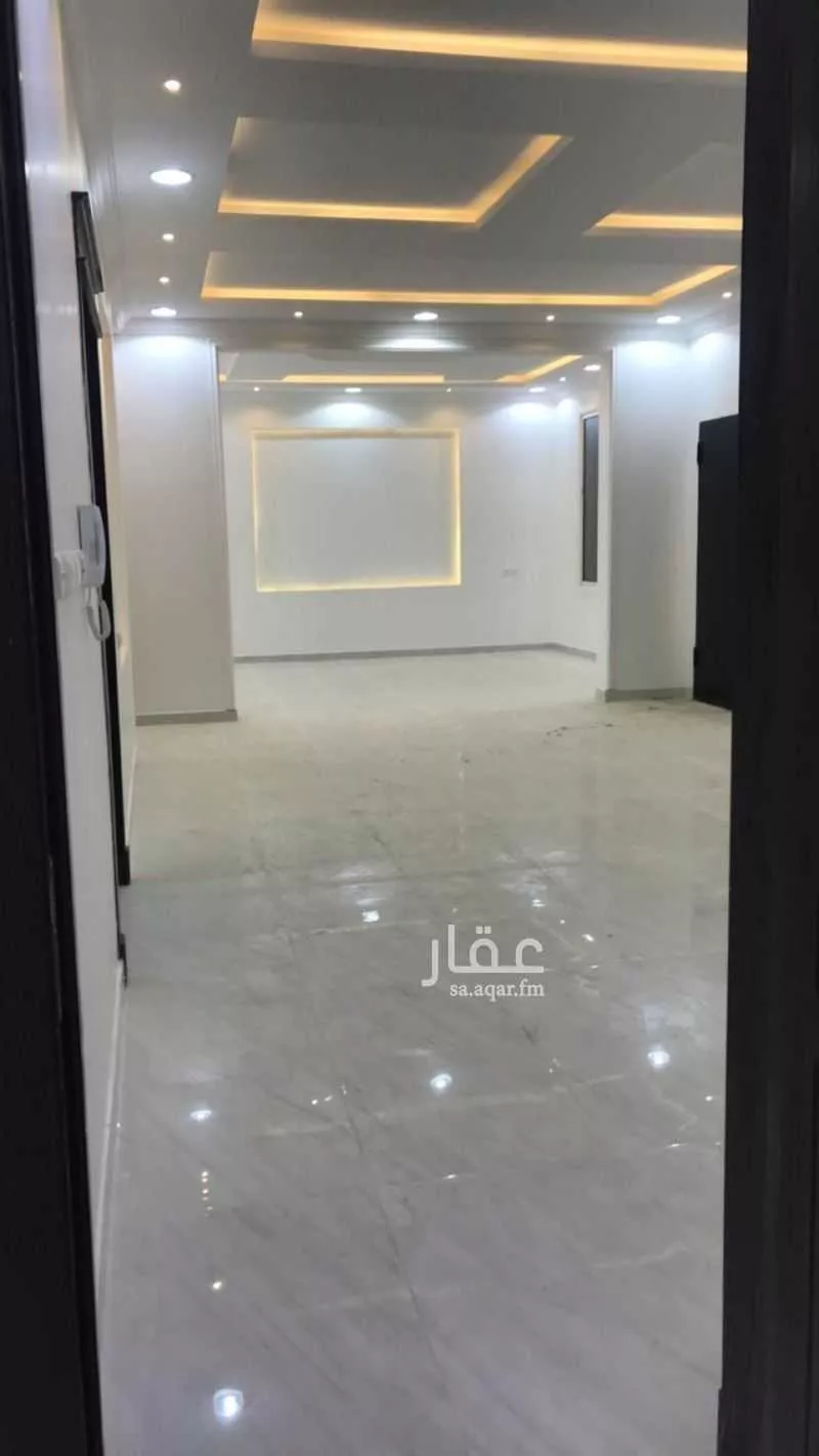 5 bedroom apartment in Al Qadisiyah 6
