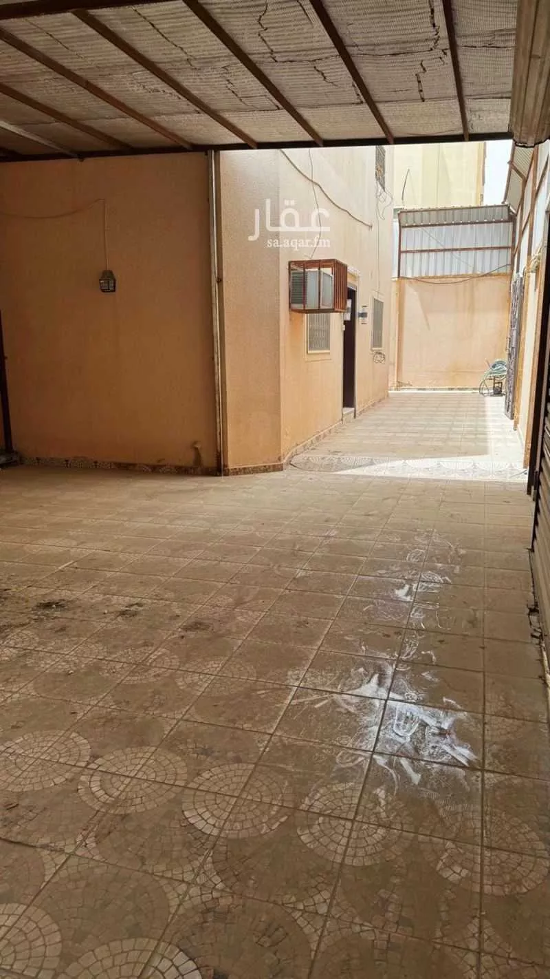 6 bedroom villa in Dhahrat Al Badiah, Riyadh 4