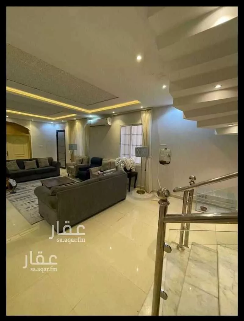 8 bedroom villa in Dhahrat Laban 4