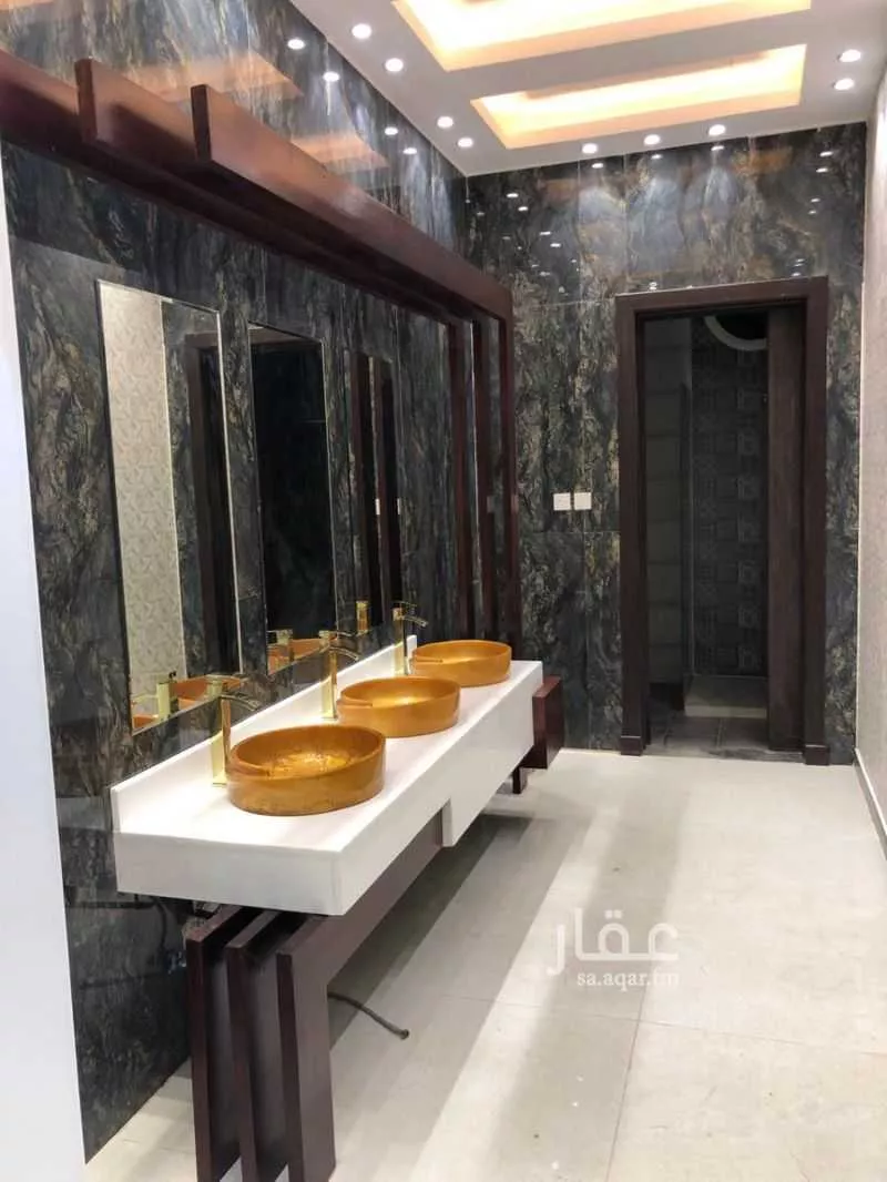 10 bedroom villa in Al Rimal 9