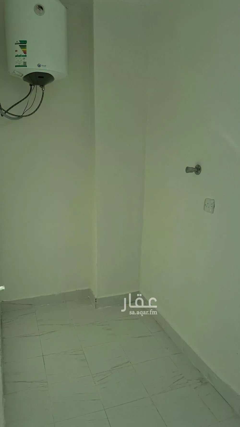 3 bedroom floor in Al Janadriyah 3