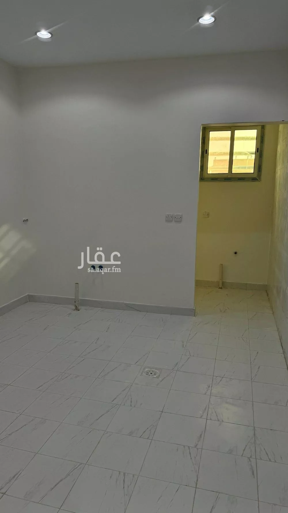 3 bedroom floor in Al Janadriyah 6