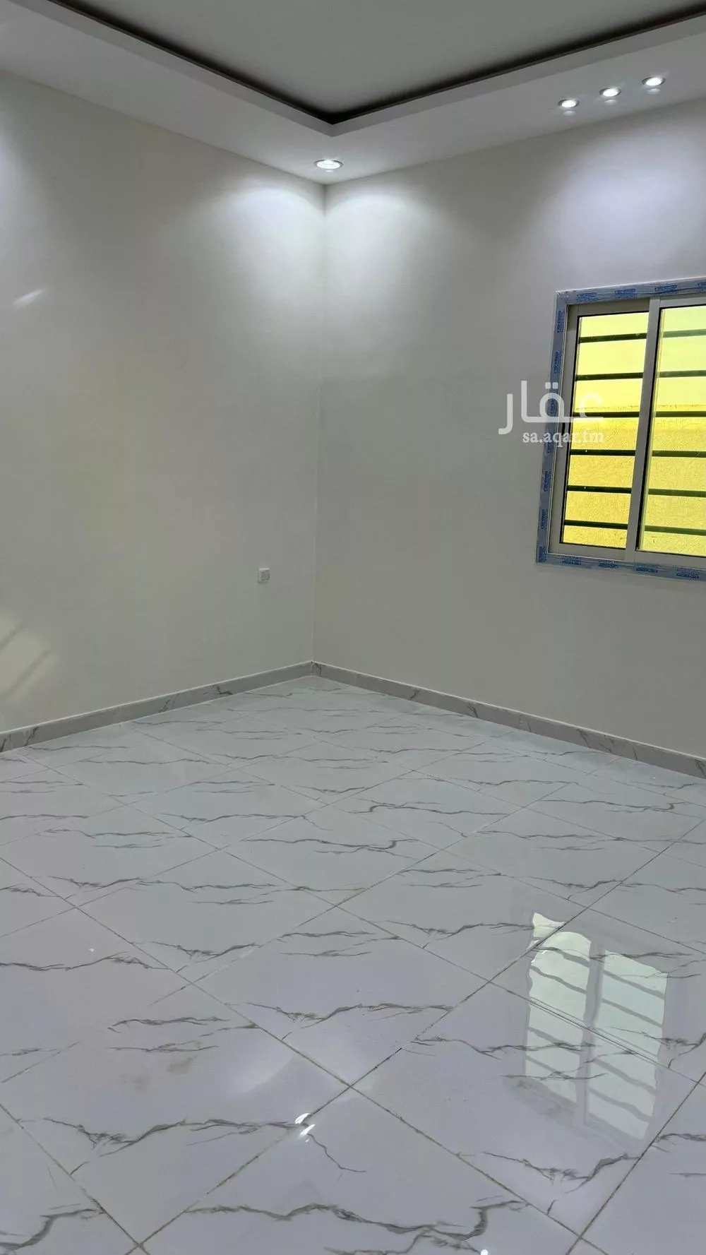 3 bedroom floor in Al Janadriyah 9