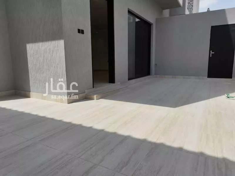 فيلا 4 غرف في المروج 20