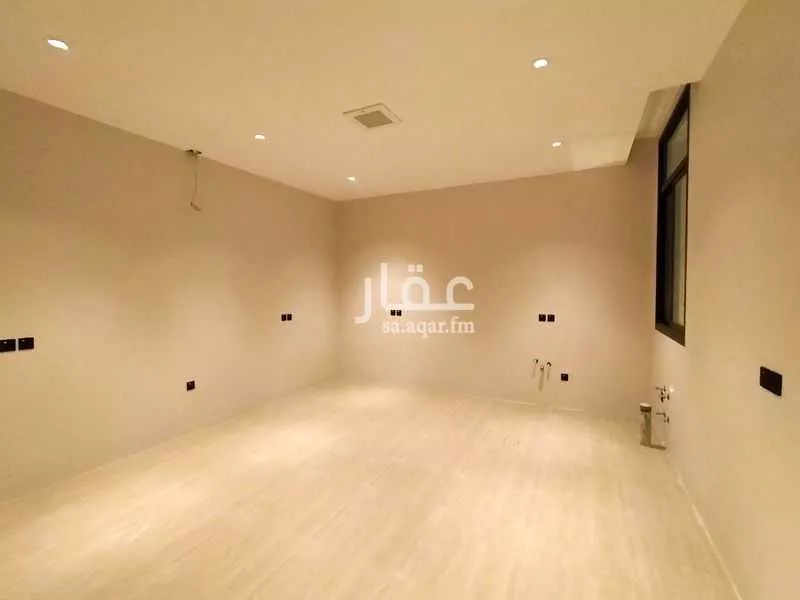 5 bedroom villa in Al Mahdiyyah 15