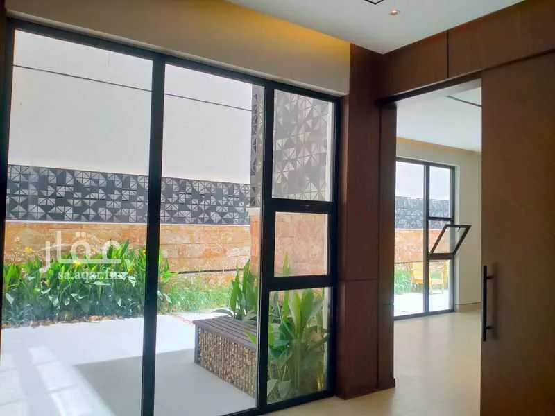 5 bedroom villa in Al Mahdiyyah 20